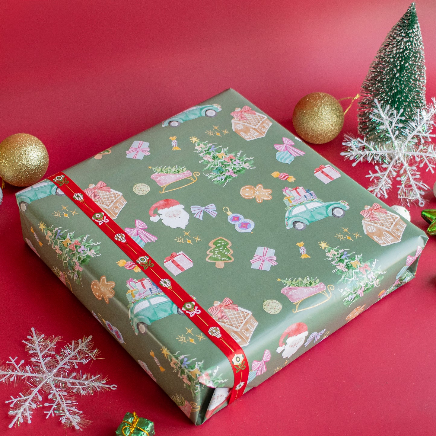 Premium Christmas Wrapping Paper Set – 12 Sheets (4 Designs × 3 Each)